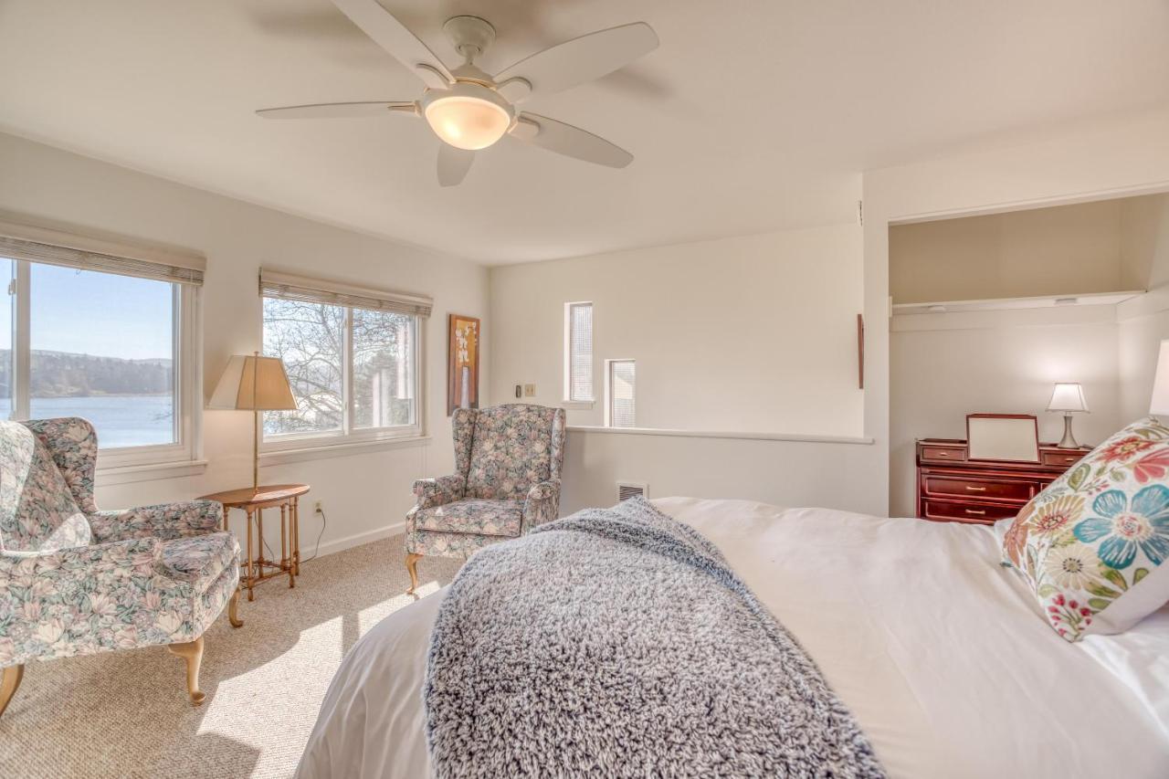 Regatta Park Lake House Lincoln City Bagian luar foto